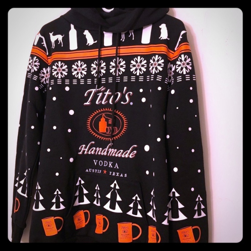 Titos ugly hoodie - Size M but fits M